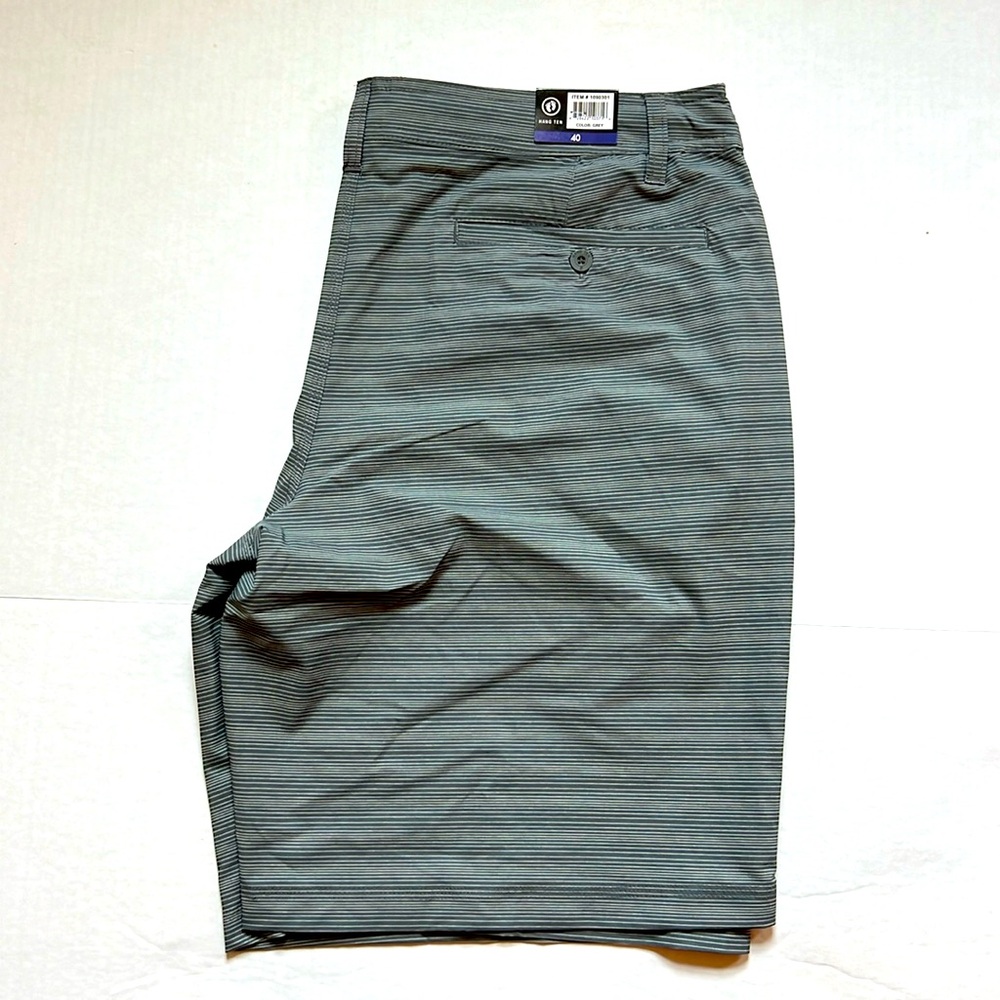 Hang ten mens shorts size 40 NWT (listing # 28)